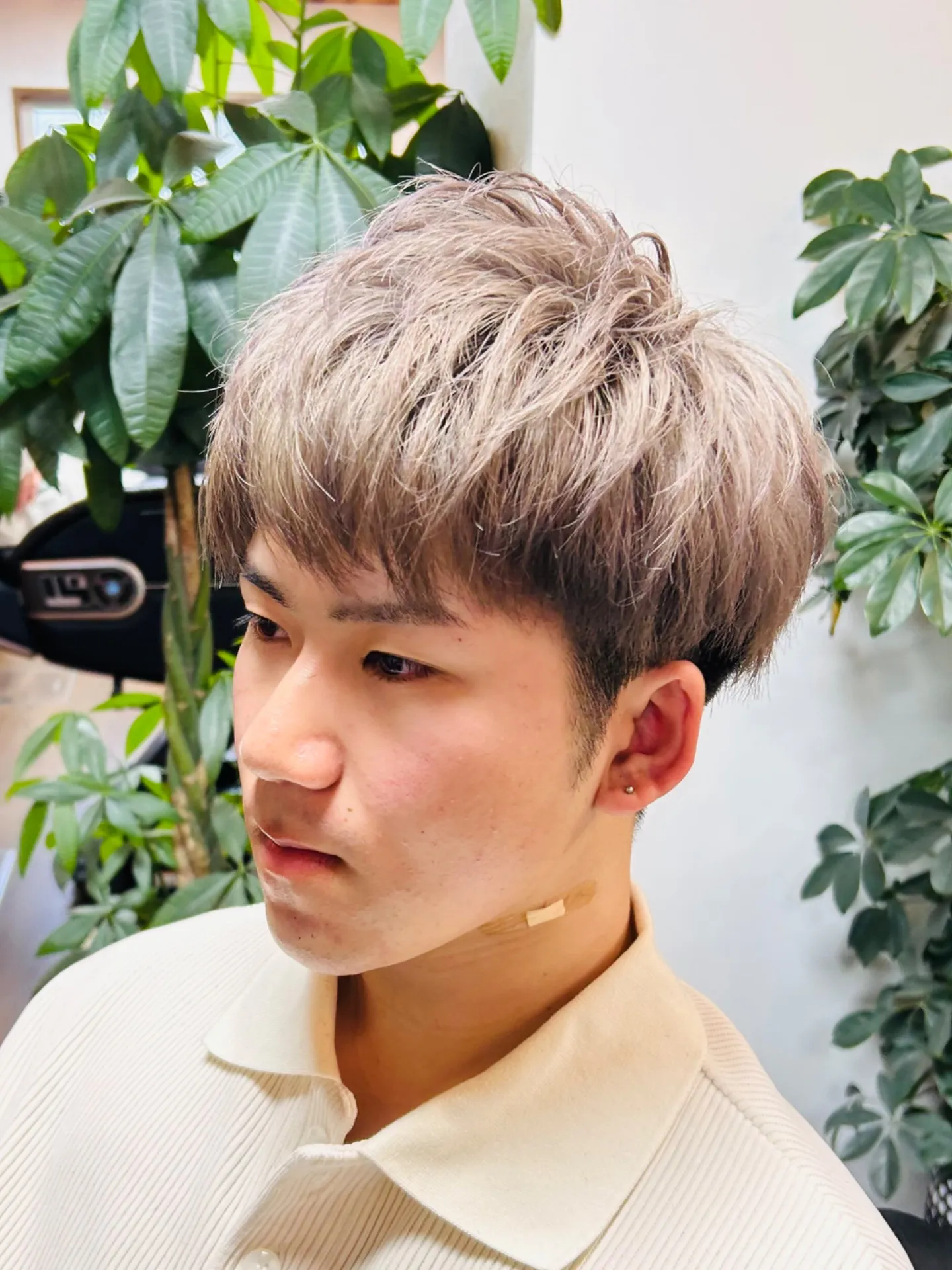 【ハイトーンカラー✖︎ショートマッシュ】